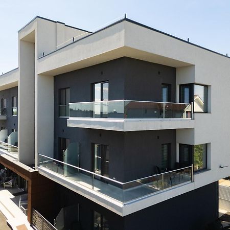 M City Aparthotel Arad Zewnętrze zdjęcie